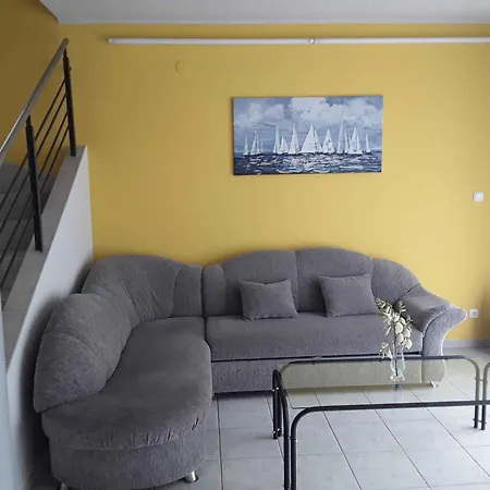 In - Balaton 20218 Tatil Evi Szántód