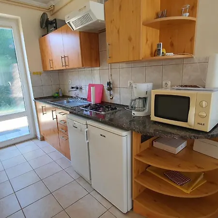 In Szantod/balaton 20218 بيت للعطل Szántód
